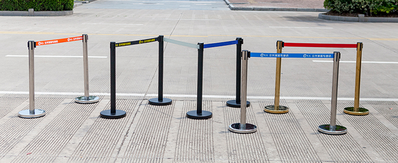 metal stanchion