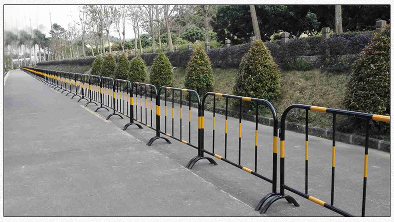 road Crowd Control Fencing project